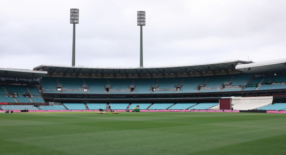 AUS vs pak scg scorecard